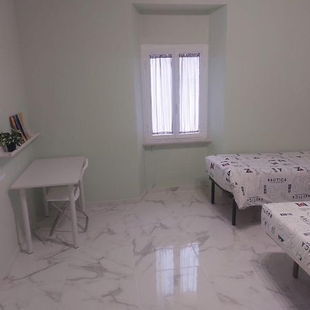 אנזיו El Mar Casa Vacanza Lavinio Mare מראה חיצוני תמונה