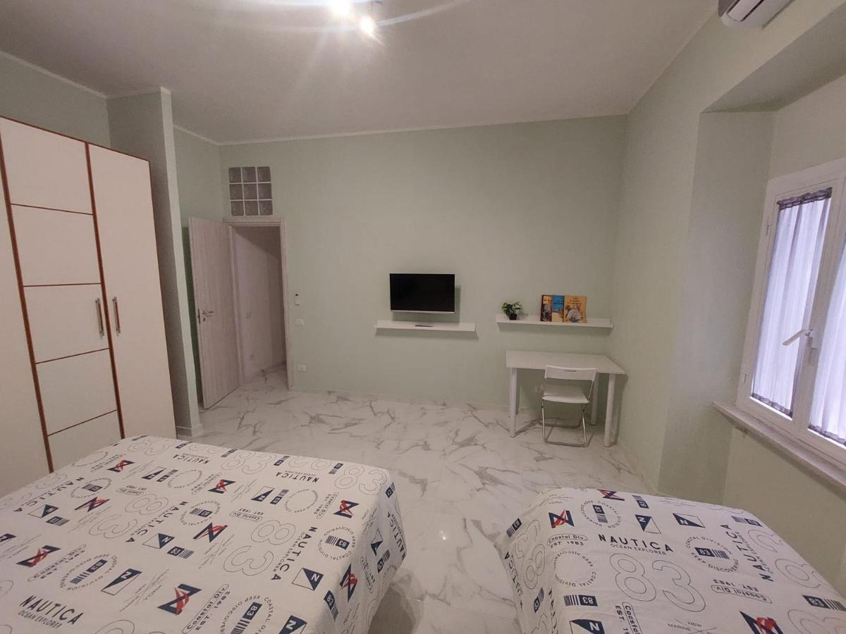 אנזיו El Mar Casa Vacanza Lavinio Mare מראה חיצוני תמונה