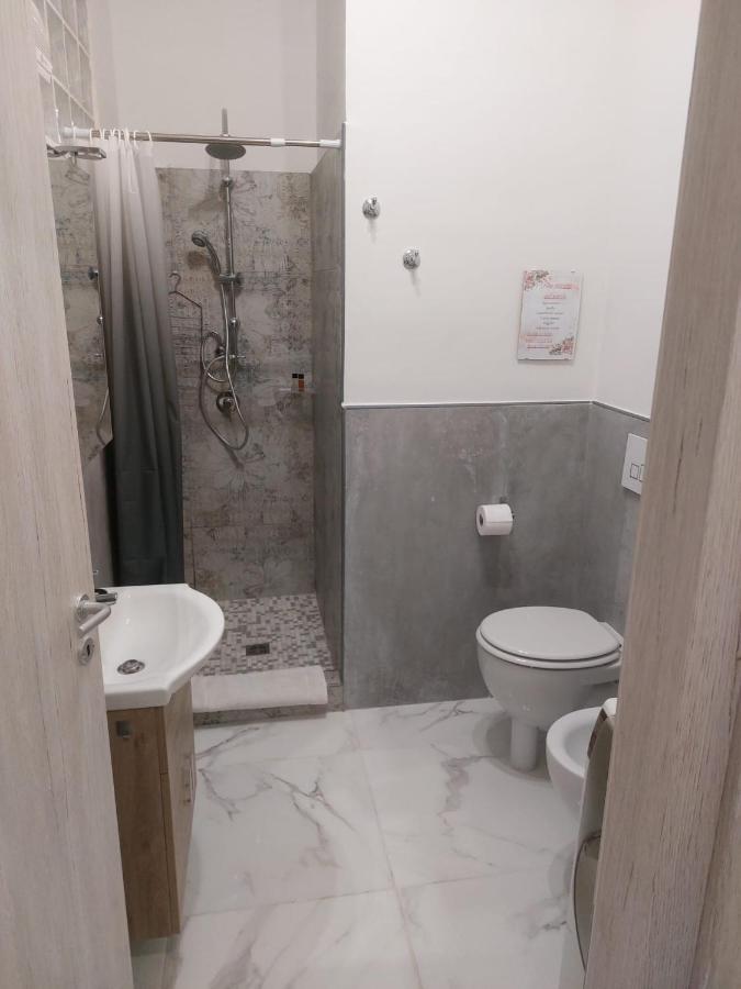 אנזיו El Mar Casa Vacanza Lavinio Mare מראה חיצוני תמונה