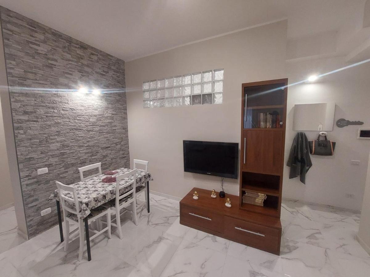 אנזיו El Mar Casa Vacanza Lavinio Mare מראה חיצוני תמונה